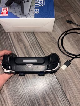 Ps4 ovládač - 2