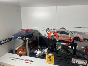 Bmw 325i cabrio 1:18 - 2