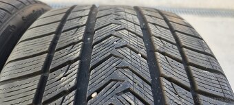285/35 R20 - 2