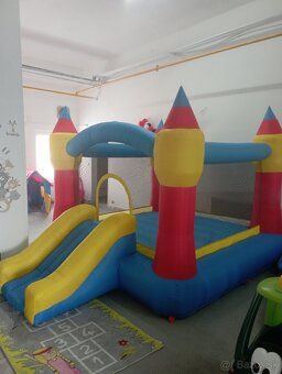 Skakacie hrady predam - 2