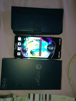 Motorola edge 20 - 2