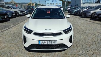KIA Stonic 1,0 T-GDI M6 Silver 2/2025 iba 1 900 km - 2