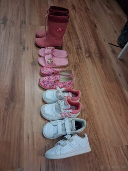 Tenisky, gumáky, papuče, šlapky - 2