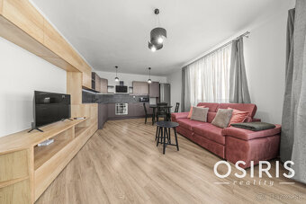 Krátkodobý prenájom, klimatizovaný 2i byt s balkónom, novost - 2