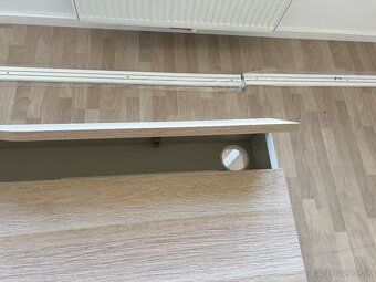 Predam pracovny stol - 2