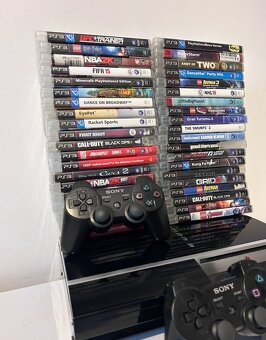 Herná konzola - Sony PlayStation 3 + 2x Ovládač + kopu hier - 2