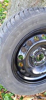 Predám zimné pneumatiky 195/65 r15   5x112 - 2