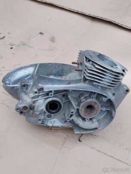 Predam kartre a kryty motorov Jawa - 2