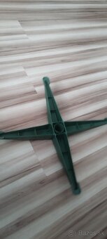 Stojan na vianočný stromček - 2