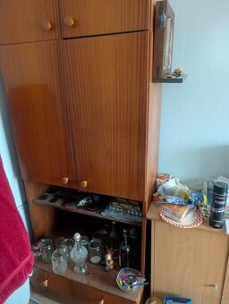 Darujem za odvoz obyvacia stena - 2