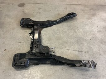 Peugeot expert 2,0 Hdi - přední nápravnice. - 2