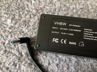 Nabíjačka na notebook HP 19,5V 3,33A 4,62A modrá tenká . - 2