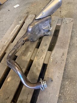Yamaha MT07 OEM výfuk - 2