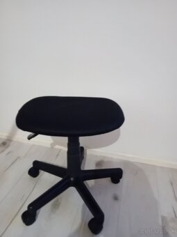 Kancelarska stolicka - 2