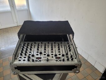 Cases + mix behringer - 2