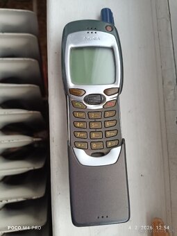 PONÚKAM NA PREDAJ  IKONICKÝ ZBERATEL.KUS NOKIA 8110 - 2