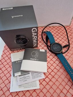 Hodinky Garmin Vivoactive 3. Nosené. - 2