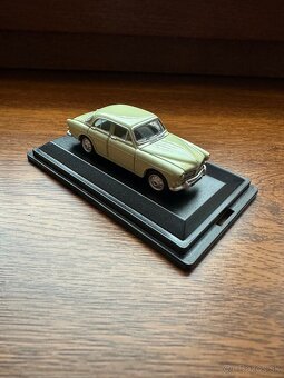 Oxford Volvo Amazon 1:76 - 2