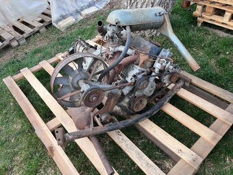 Motor a  predvodovka škoda 100 - 2