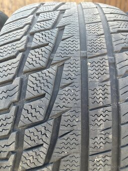 245/40R18 zimne pneumatiky - 2