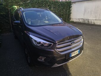 Predám Ford Kuga 1,5 benzin. - 2