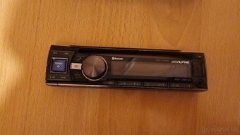 Alpine CDE-133BT, autorádio - 2