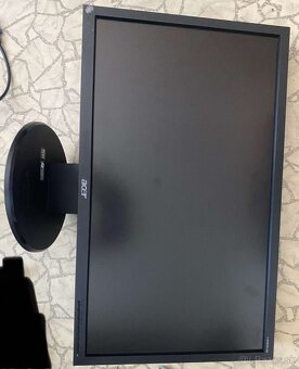 Predám monitor Acer V223HQ 21.5 palca len vga - 2