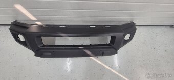 Suzuki Jimny predný nárazník. - 2