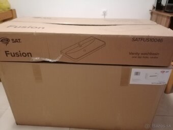 Na predaj kúpeľňová skrinka s umývadlom SATFUSION. - 2