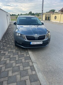 Škoda Octavia - 2