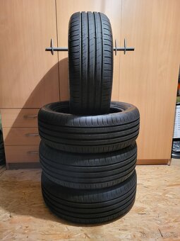 Predám letné pneu Goodyear Efficientgrip 205/55 R17 91V - 2