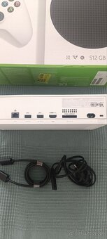 Xbox Series S 512gb a gamepad - 2