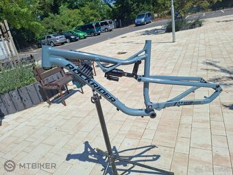 Rám Rockrider AM100s s Roch Shox Monarch Plus - 2