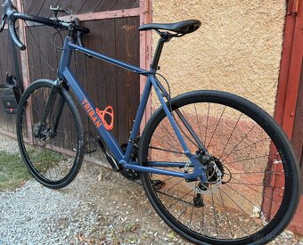 Predám cestný bicykel Triban RC120 - 2