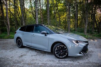 Toyota Corolla Combi 1.8 72kw+18kw (90kw) GR Hybrid - 2