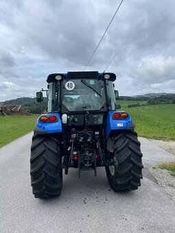 Veľký traktor vo veľmi dobrom stave, rok výroby 2017 - 2