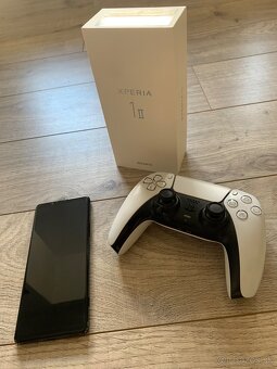 Sony Xperia I Mark II - 2