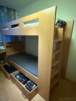 Poschodova postel - 2