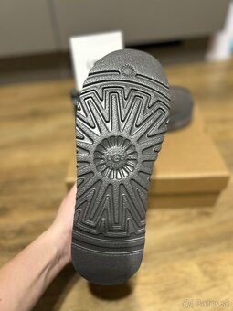 UGG Tazz II - 2