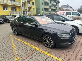 Superb 3 2.0tdi 140kw 4x4 Laurin&Klement - 2