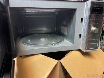 Mikrovlnka s grilom Panasonic - 2