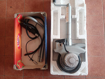 Oporné koleso na príves s motorom - 2