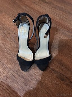 Čierne sandále - 2