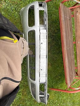 Predám nárazník na Audi 80 b3. B4 - 2