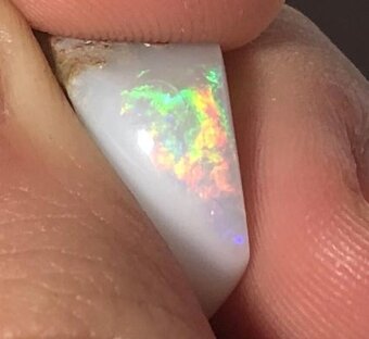 Slovensko drahý opál Dubník šperk výbrus vzorka - 2