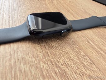 Apple Watch 9 45mm - 2