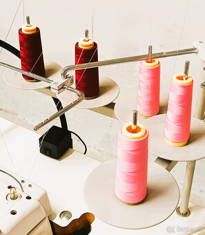 Originál JUKI Priemyselný 5-nit overlock s doručením - 2