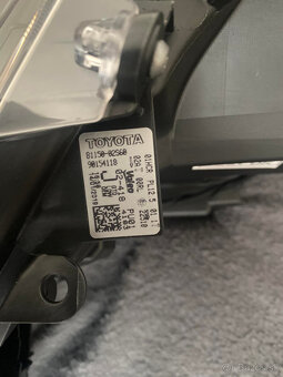 toyota corolla svetlo led e21 2018+ cena za kus - 2