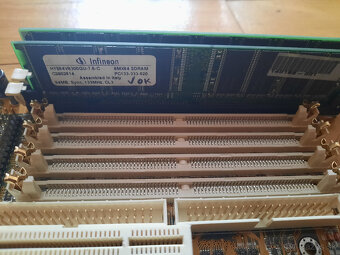 Retro zakladna doska PC Chips M560 V3.1 AT + 128 MB RAM - 2