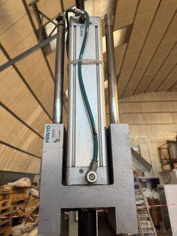Lis - 2